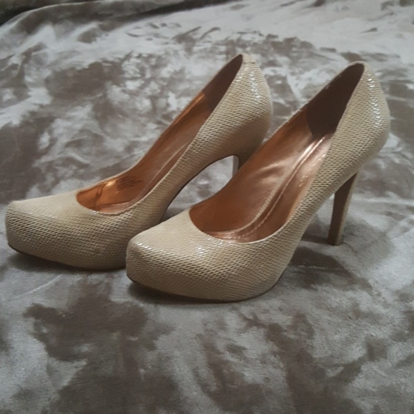 BCBG Generation size 7.5B - Picture 5 of 6